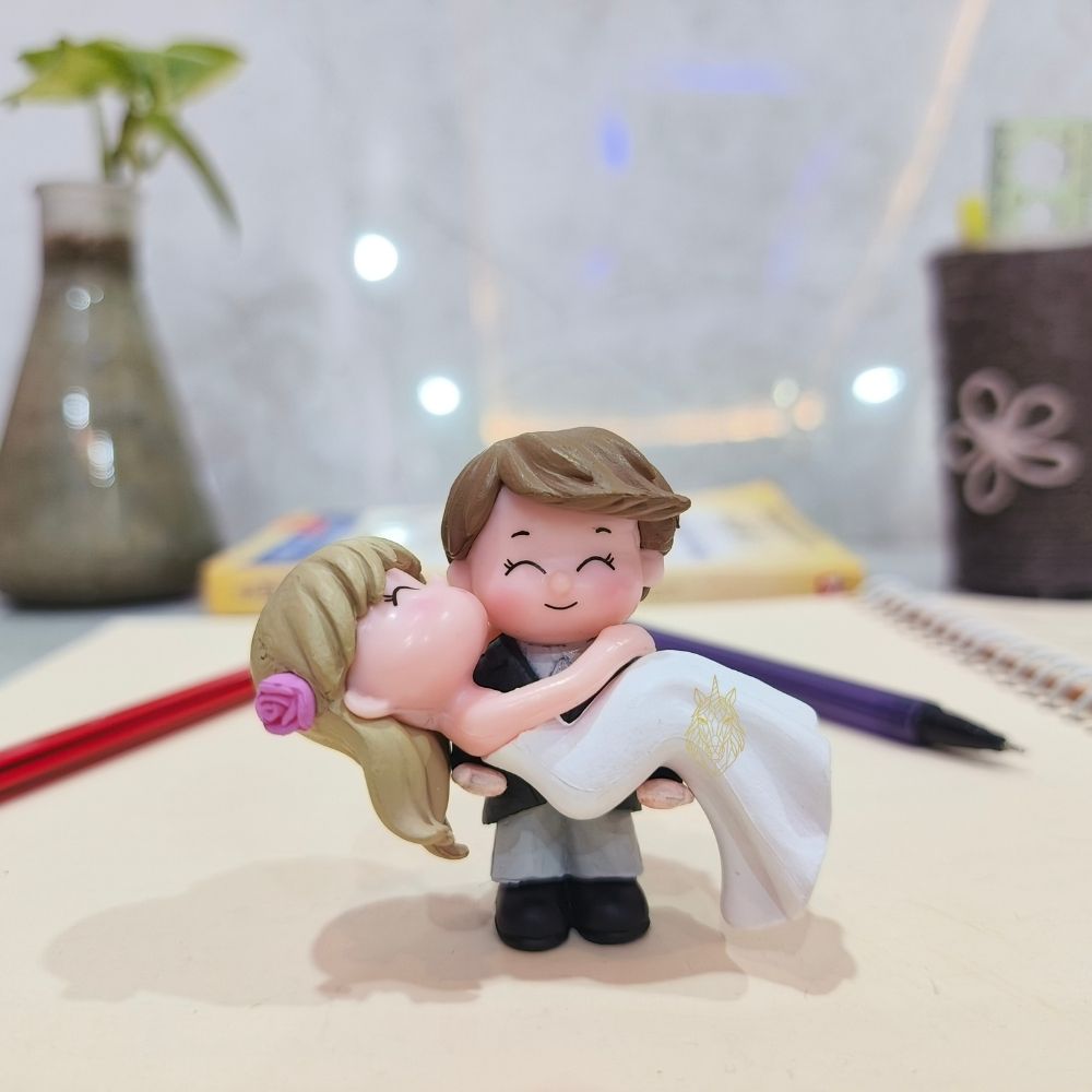 173 Miniature Couple For Home Decor - Image 1