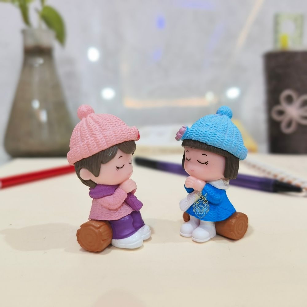 41 Miniature Girl for Tray Decoration - Image 1