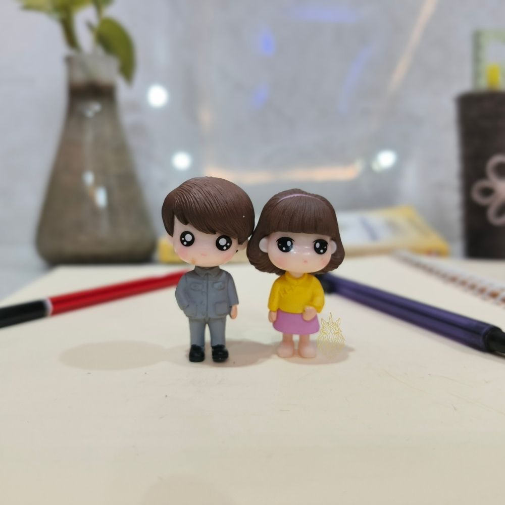 64 Miniature Couple for Garden Decor - Image 1