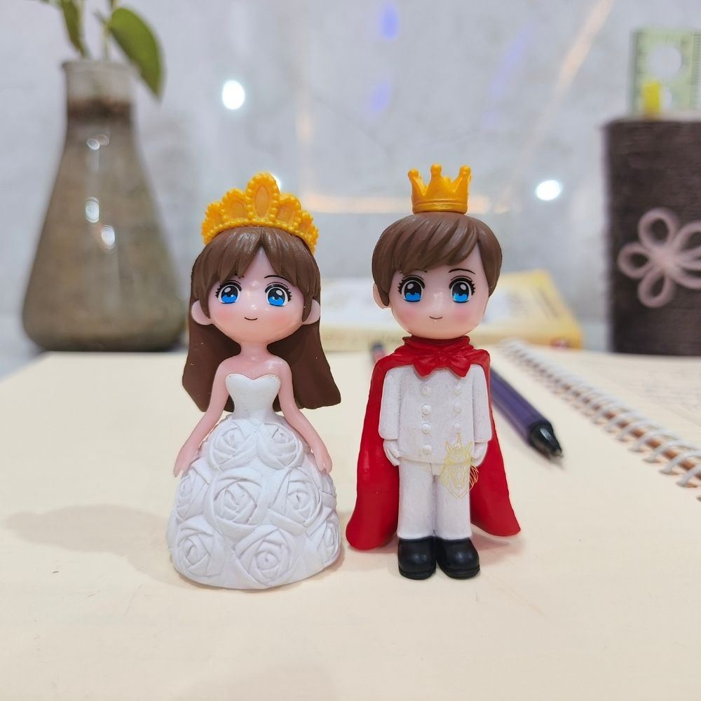 74 Miniature King Queen for Home Decor - Image 1