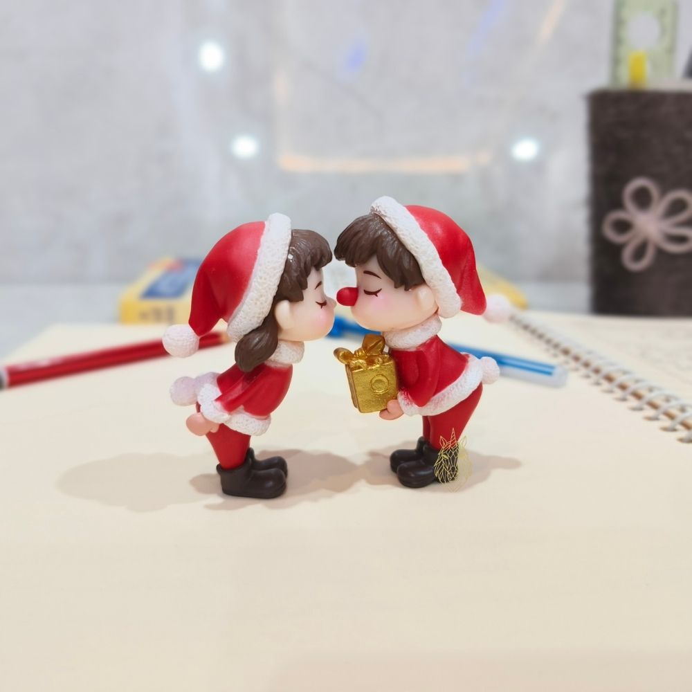 9 Miniature Couple for Tray Decoration - Image 1