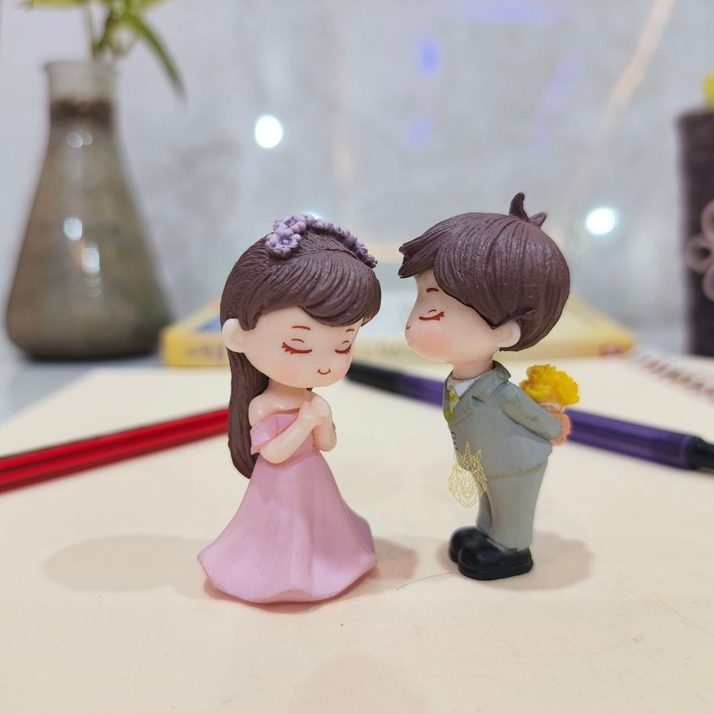 186 Miniature Couple for Home Decor - Image 1