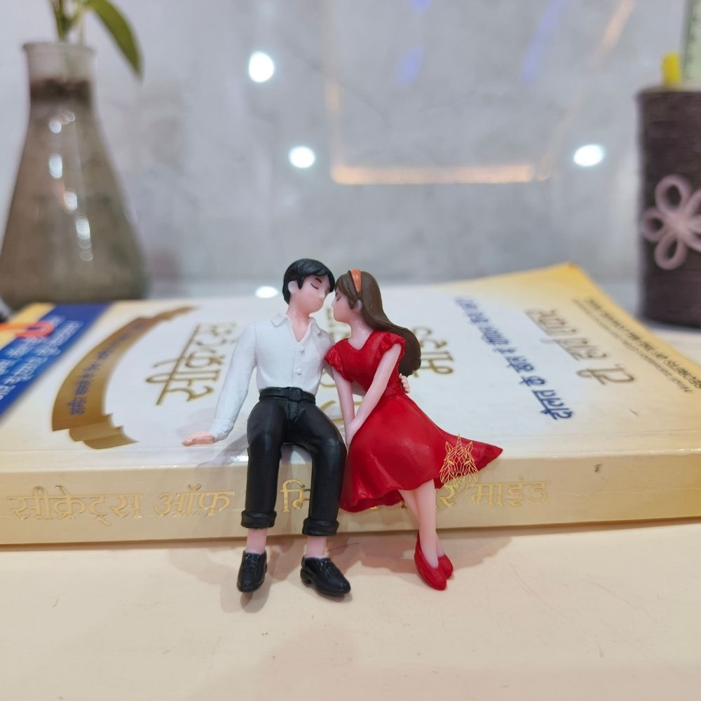 213 Miniature Couple for Home Decor - Image 1